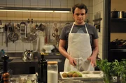 Schnell stellt Flori (Tommy Schwimmer) fest, dass er den Mund mal wieder zu voll genommen hat. Schnell stellt Flori (Tommy Schwimmer) fest, dass er den Mund mal wieder zu voll genommen hat.