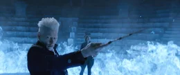 Gellert Grindelwald (Johnny Depp)