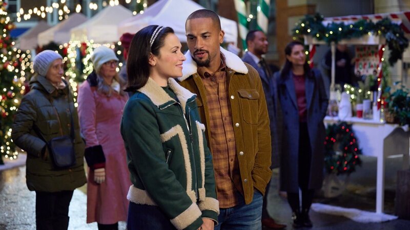 Trading Up Christmas (USA, 2024)
