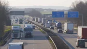 2013 kann der Autobahnschütze endlich gefasst werden. Nach Differenzen mit dem Datenschutz kamen dabei Kennzeichenlesegeräte zum Einsatz – wie hier bei der Autobahnausfahrt Bad Neuenahr. 2013 kann der Autobahnschütze endlich gefasst werden. Nach Differenzen mit dem Datenschutz kamen dabei Kennzeichenlesegeräte zum Einsatz – wie hier bei der Autobahnausfahrt Bad Neuenahr.