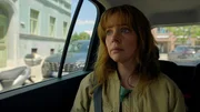 Toni (Olivia Marei) bricht in ein neues Leben auf.