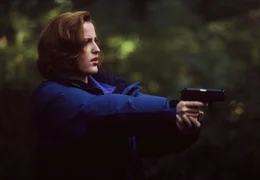 Dana Scully (Gillian Anderson)