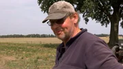 Thomas Klages aus Katensen baut Biozwiebeln in Niedersachsen an.