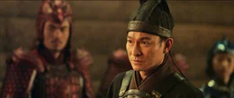 Stratege Wang (Andy Lau) bittet die Fremden, gegen die angreifenden Taotie zu k&auml;mpfen.