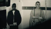 Uwe Mundlos wurde in den 1990er Jahren mehrfach von der Thüringer Polizei fotografiert und erkennungsdienstlich behandelt. Uwe Mundlos wurde in den 1990er Jahren mehrfach von der Thüringer Polizei fotografiert und erkennungsdienstlich behandelt.