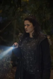 Mel Vera (Melonie Diaz)