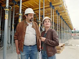 MDR Fernsehen WINK DES HIMMELS, am Mittwoch (12.09.12) um 23:35 Uhr. Bauleiter (Klaus Ortner), Paula (Elisabeth Lanz).