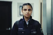 Die junge Polizeibeamtin Isra Al-Husseini (Bayan Layla) st&ouml;&szlig;t zum LKA.