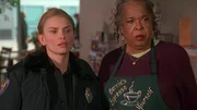 Monica (Roma Downey), Tess (Della Reese)