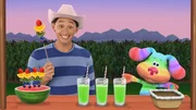 v.li.: Josh (Joshua Dela Cruz), Rainbow Puppy v.li.: Josh (Joshua Dela Cruz), Rainbow Puppy
