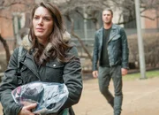 Chicago Fire: Ein Blick ist nur ein Blick &ndash; Viral, Staffel 1, Episode 16. Er verzeiht ihr: Kelli Barrett als Renee Whaley, Taylor Kinney als Kelly Severide
