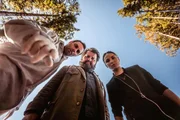 Sebastian Loncar (Jonas Laux, l.), Konrad Behringer (Antoine Monot), (Ela Jenning (Cosima Henman)