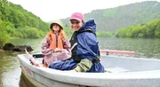 Moderatorin Sabine Heinrich reist einmal quer durch den Westen und bekommt von Tina Palm (Eignerin des Ruderboots) einen Crashkurs im Rudern, denn Sabine Heinrich wird einige Etappen ihrer Reise mit einem Boot zur&uuml;cklegen.
