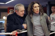 Harald Krassnitzer, Adele Neuhauser. Bibi Fellner weiß, dass Aziz hinter dem Brandanschlag auf die ehemalige Prostituierte steckt. Harald Krassnitzer, Adele Neuhauser. Bibi Fellner weiß, dass Aziz hinter dem Brandanschlag auf die ehemalige Prostituierte steckt.