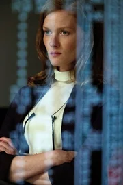 Wrenn Schmidt als Margo Madison