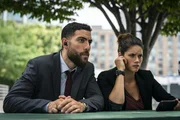 Omar Adom Zidan (Zeeko Zaki, l.); Maggie Bell (Missy Peregrym, r.) Omar Adom Zidan (Zeeko Zaki, l.); Maggie Bell (Missy Peregrym, r.)
