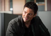 Almost Human I_3 (5)