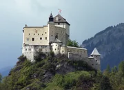 Das Schloss Tarasp im Unterengadin - eines von vielen schönen Schlössern der Schweiz