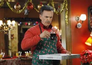 Um seiner neuen Flamme Jean zu imponieren, plant Ignacio (Tony Plana) ein Multi-Kulti-Weihnachtsessen. Doch nichts läuft nach Plan ...