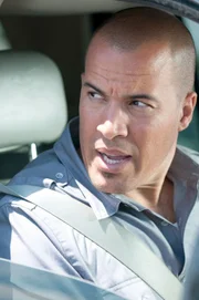 Der 'Neue' im Team, Jesse Porter (Coby Bell), ist stinksauer: Er wurde kaltgestellt und schwört blutige Rache. Doch wer hat Schuld an seiner Misere?