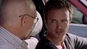 Walter (Bryan Cranston) und Jesse Pinkman (Aaron Paul, r.)