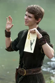 Peter Pan (Robbie Kay)