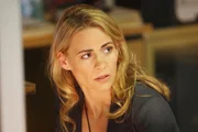 Emma Coolidge (Deanne Bray)