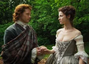 Prachtvolles Brautpaar: Sam Heughan als Jamie Fraser, Caitriona Balfe als Claire Randall