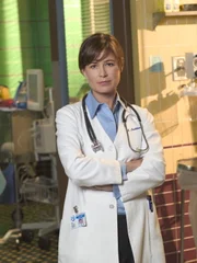 (13. Staffel) - Immer im Einsatz um Leben zu retten: Abby Lockhart (Maura Tierney) ...