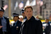 Der sogenannte "333 Stalker" macht Det. Mack "Mac" Taylor (Gary Sinise) und seinen Kollegen das Leben schwer ,,,