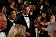 Versuchen einen neuen Fall zu lösen: Kimball (Tim Kang, l.), Patrick (Simon Baker, M.) und Teresa (Robin Tunney, r.) ...