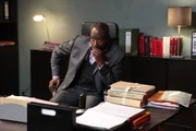 Hat tatsächlich Lamarck (Jean-Michel Martinal) etwas mit dem Tod der jungen Kollegin aus der Bandenkriminalität zu tun?