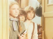 Laura Ingalls (Melissa Gilbert, l.) fühlt sich schon lange nicht mehr wohl in der Stadt.