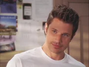 Phoebes Ghostwriters: Leslie St. Claire (Nick Lachey) ...