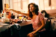 Debra Messing