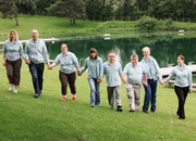 Gruppenbild der Protagonisten: Laura Murciano, Markus Stalder, Isabella Fulminis, Dominique Basterrica, Remo Bluntschi, Toni Lavetti, Niklaus Locher, Tamara Schibler