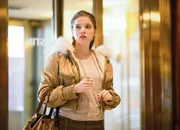 Verliebt in einen Undercovercop: Jella Haase als Bianca Loukauskis