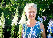 Anne Forster: Ihre erste Liebe ist die Musik, ihre zweite grosse Gärten gestalten. In ihrem «Debussy-Garten» hinter ihrem Reiheneinfamilienhäuschen in Riehen BS kommen beide Leidenschaften zusammen.