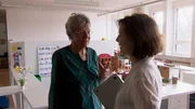 Angela Joerg mit Tante Brigitte Jörg, der pädagogischen Leiterin der Privatschule «Dandelion»