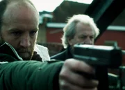 Mit der Pistole im Anschlag: Mathijs F. Scheepers als Mario, Hubert Damen als Kommissar Witse