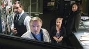 Tatort - Spieglein, Spieglein
Jan Josef Liefers als Gerichtsmediziner Karl-Friedrich Boerne, Axel Prahl als Kriminalhauptkommissar Frank Thiel, ChriTine Urspruch als Silke Haller, Mechthild Grossmann als Staatsanwältin Wilhelmine Klemm
SRF/WDR/Thomas Kost