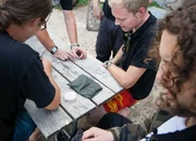 Die afterburners mit Daniel Bachmann basteln ihr persönliches Brandeisen
