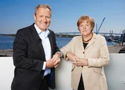 Moderator Frank Baumann mit der deutschen Bundeskanzlerin Angela Merkel