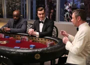 Pokerrunde: Alimi Ballard als Reginald Lennox III, Peter Krause als Benjamin Jones, John Simm als Rhys