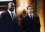 Undercover unter Anwälten: Terry Crews als Terry Jeffords, Andy Samberg als Jake Peralta