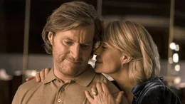 Anne (Trine Dyrholm) ist gl&uuml;cklich mit Peter (Magnus Krepper), einem Arzt, verheiratet.