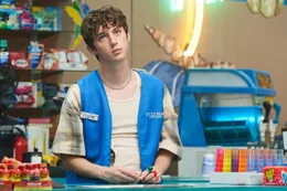 Caleb (Troye Sivan)
