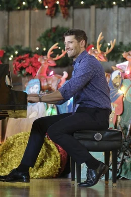 Prince Colin (Julian Morris)