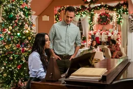 Angelina (Aimee Garcia) und Miguel (Freddie Prinze Jr.) Angelina (Aimee Garcia) und Miguel (Freddie Prinze Jr.)