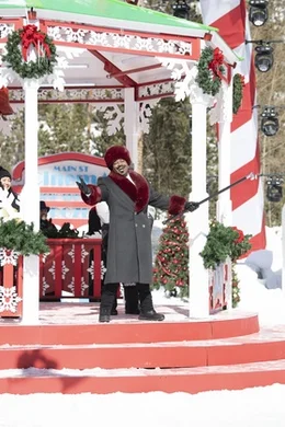Moderator Mayor Frostifer von Fjord (Tituss Burgess)